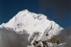 
Here is a close up of the Everest Kangshung East Face and the Northeast Ridge in the mid-morning sun from the Langma La (5360m).
